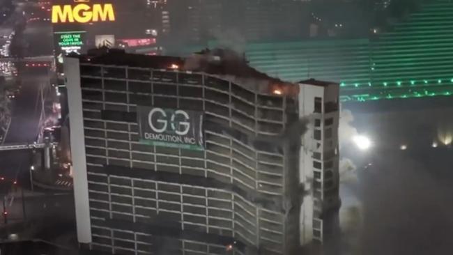Bally's publica el video de la implosión del icónico Tropicana Las Vegas