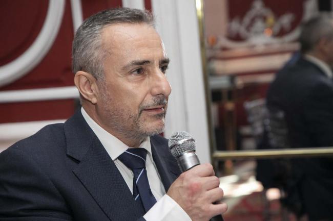 Anuncio de la nueva edición de la Operación SALÓN en Sevilla por José Ángel González Morán