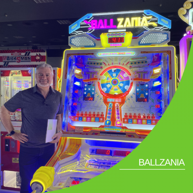 MGA Industrial Lanza Ballzania: Innovador Pinball Vertical para la Industria Arcade