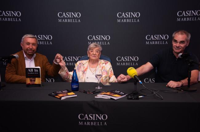 José Manuel Parada, Rosa Tous y Roberto J. Oltra