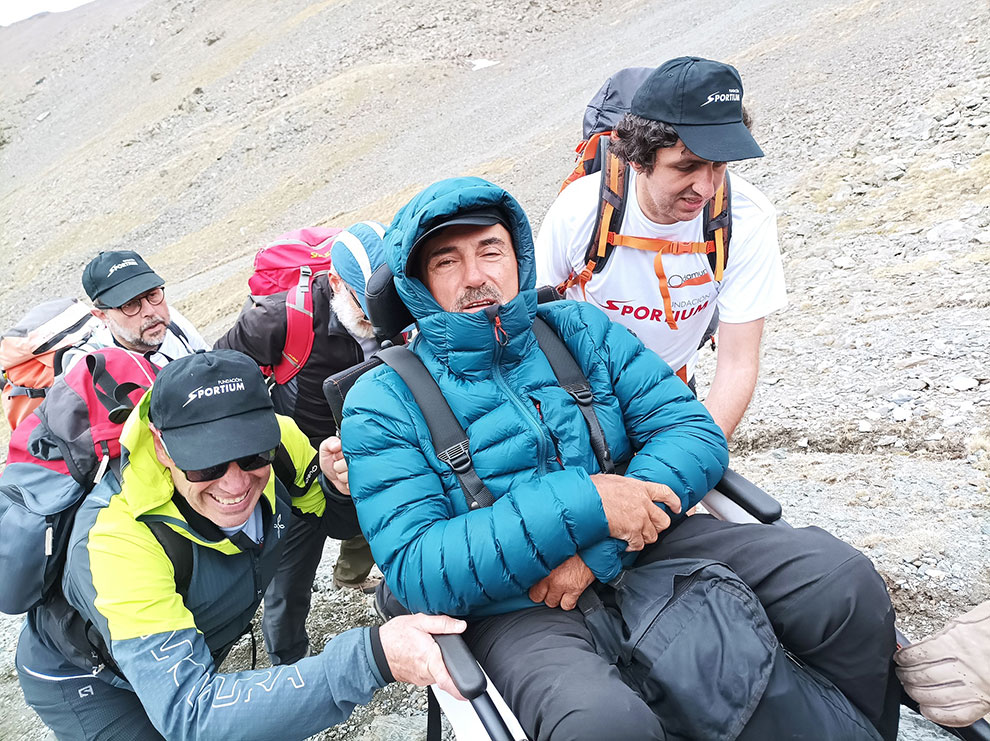 Albert Cogul, primer español con lesión medular en alcanzar el Campamento Base del Everest gracias a FUNDACIÓN SPORTIUM
