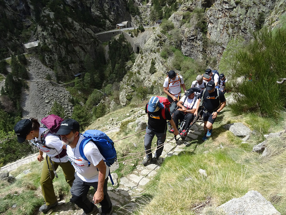 Albert Cogul, primer español con lesión medular en alcanzar el Campamento Base del Everest gracias a FUNDACIÓN SPORTIUM