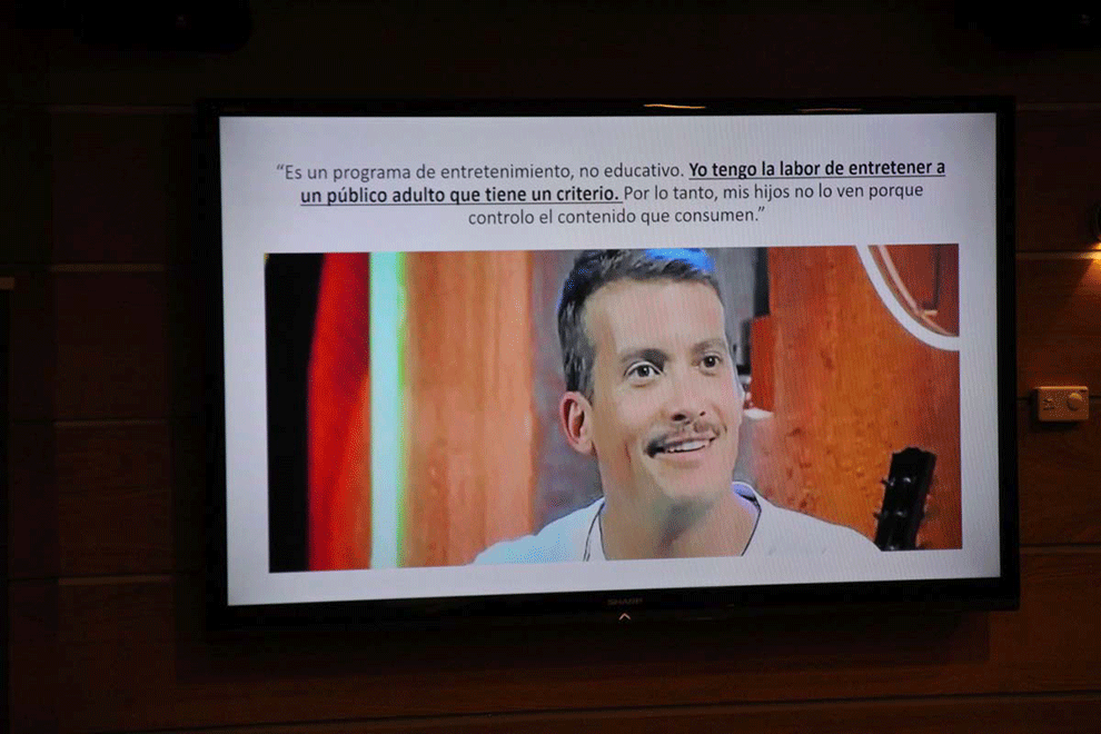 Juan Lacarra proyecta la imagen que lo resume TODO