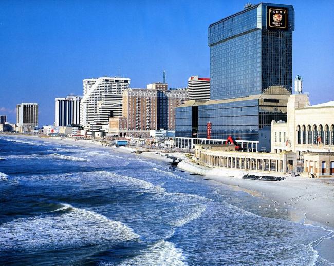  Las ganancias de los casinos de Atlantic City caen un 14% en el tercer trimestre de 2024.