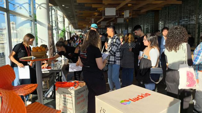  Luckia busca talento en la Feria de Empleo de la Cámara de Comercio de A Coruña