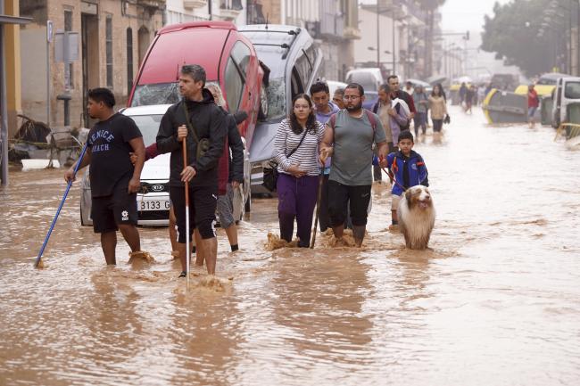 SOS Hostelería canaliza su apoyo a los afectados por la DANA en la Comunidad Valenciana a través de Cáritas