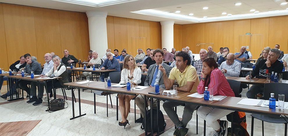 AGEO llama a la unidad sectorial para enfrentar la incertidumbre regulatoria del juego en Galicia y presenta propuestas para la modificación de la Ley del Juego