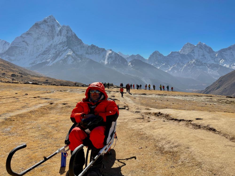 Con el respaldo de la Fundación Sportium, Albert Cogul hace historia al conquistar el Campo Base del Everest en una expedición sin precedentes
 