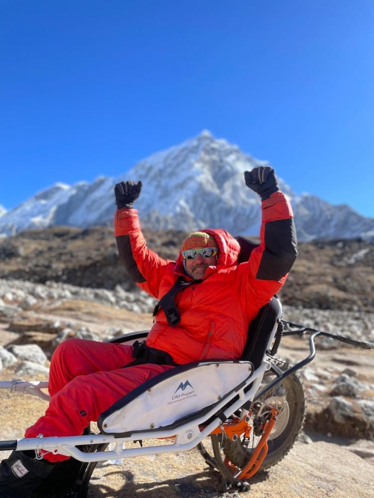 Con el respaldo de la Fundación Sportium, Albert Cogul hace historia al conquistar el Campo Base del Everest en una expedición sin precedentes
 