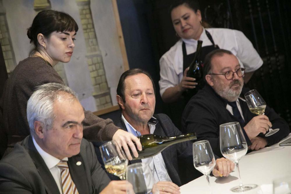 Teresa Sanz, hija de José Félix, protagonista en el Desayuno RSC: una joven excepcional, doctora en Ciencias Ambientales
EN VÍDEO