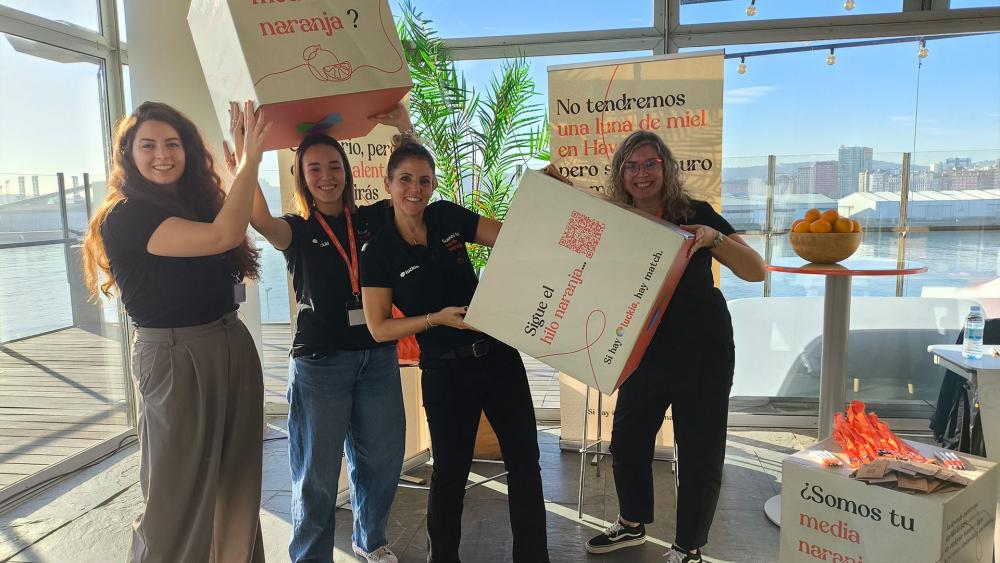 Luckia participa en la Feria de Empleo de la Cámara de Comercio de A Coruña en busca de talento