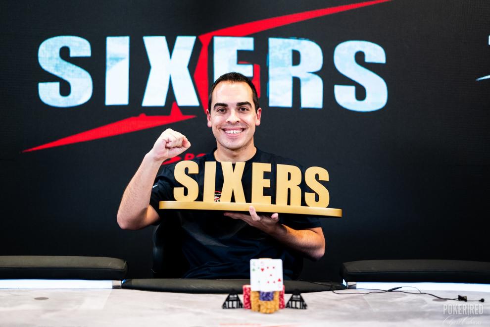 ENTREVISTA EXCLUSIVA
Adrián Chabbi conquista la gloria en las Sportium Sixers Poker Series y pone rumbo a su sueño en las WSOP