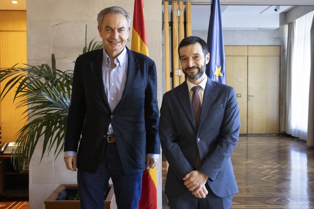 Esta es la versión oficial de la cita en el ministerio entre Zapatero, la ONCE y el ministro Bustinduy
FOTOS Y VÍDEO
