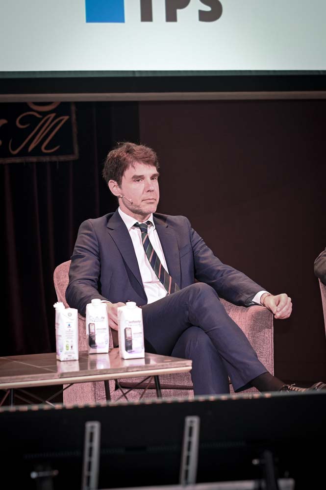 El Jefe de los Servicios Jurídicos del Grupo Díaz Carbajosa destaca la importancia de comunicar las aportaciones del sector y alinear los valores con los de la sociedad