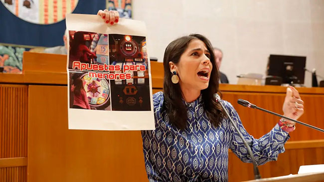 Itxaso Cabrera, ex miembro de Podemos, se une a Azajer como Psicóloga Clínica