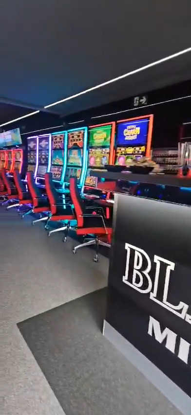 Minikasinos Black&Red agradece el apoyo tras la apertura en el Centro Comercial Pueblo Canario
VÍDEO