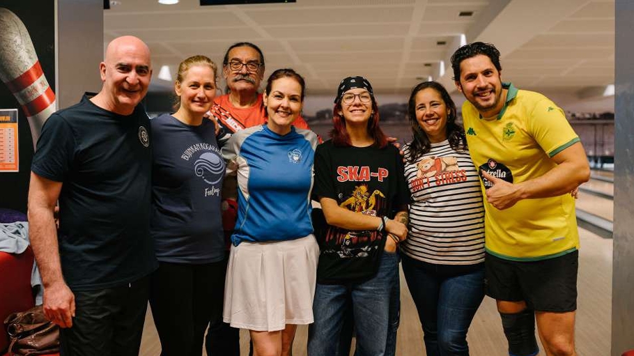 Luckia organiza un torneo de bolos benéfico en Oleiros y reúne más de 400 kilos de alimentos para La Coruña
FOTOS