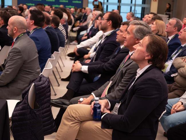 CODERE lleva a sus clientes al Santiago Bernabéu