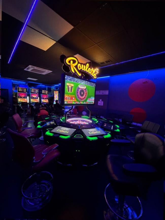 INFINITY GAMING CONTINÚA CONSOLIDÁNDOSE COMO REFERENTE TRAS LA INSTALACIÓN DE LA RULETA BLACK PEARL DE 8 PUESTOS EN ALCÁZAR DE SAN JUAN