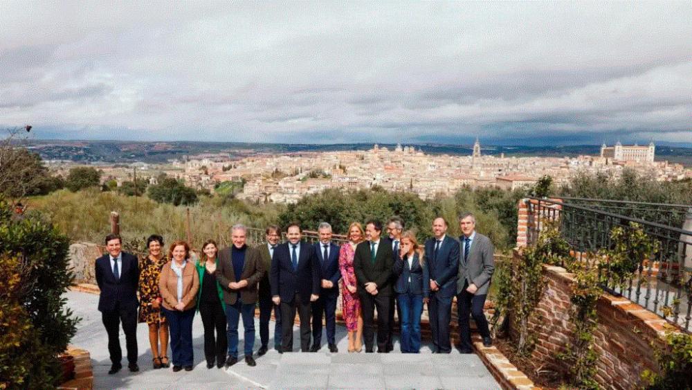 Kissy Chandiramani refleja su compromiso fiscal en encuentro político en Toledo