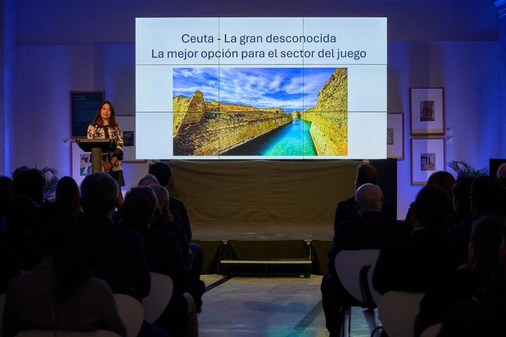 Ceuta reúne en Sevilla a líderes Bancarios y Empresariales