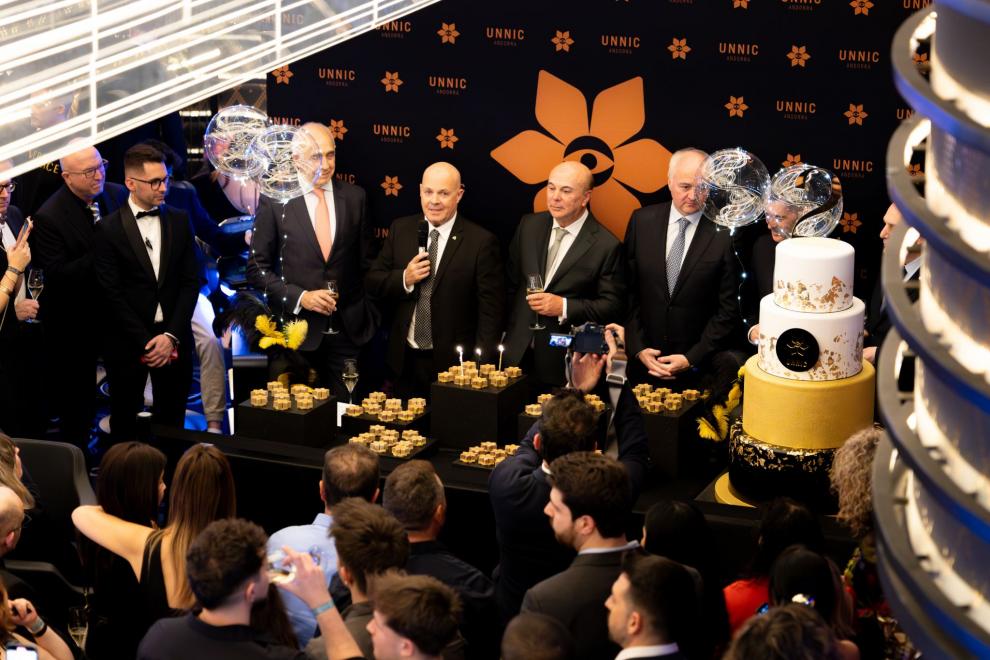 Orenes conmemora los 2 años de UNNIC, 5 de ODISEO y 20 del Gran Hotel Extremadura
FOTOS