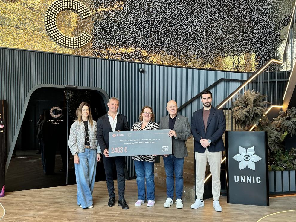 UNNIC Gran Casino Andorra contribuye a la lucha contra las enfermedades minoritarias