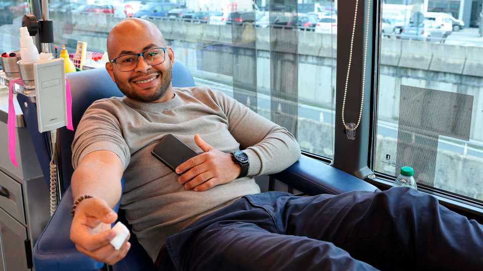Empleados de Luckia demuestran su compromiso con la donación de sangre