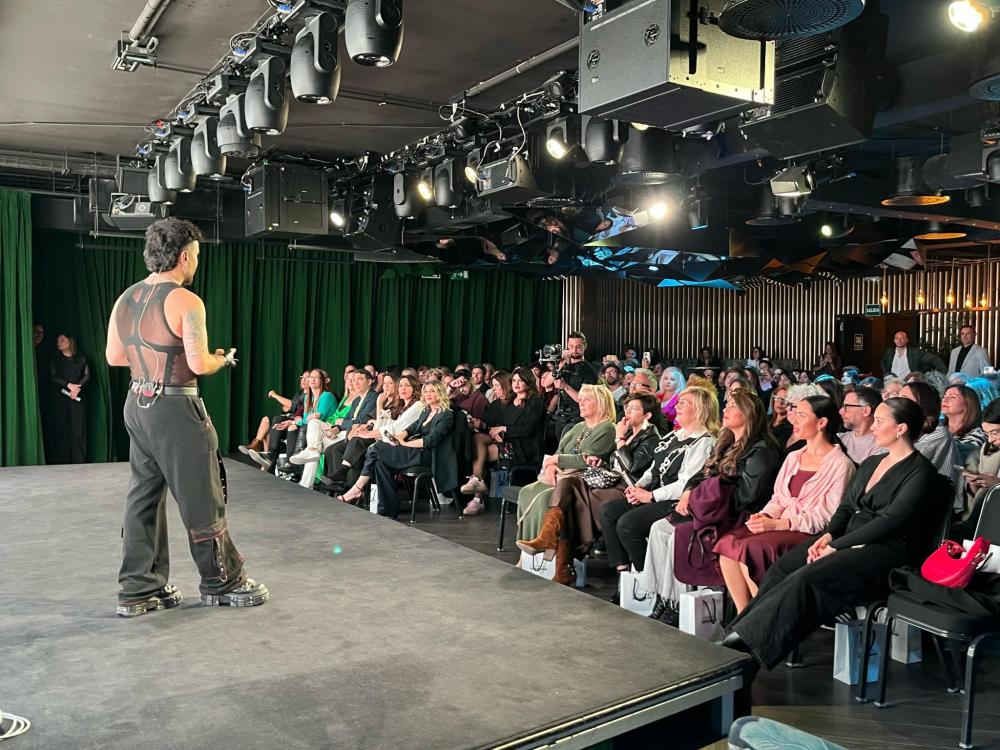 Odiseo acoge un innovador evento de la línea cosmética L'Oréal