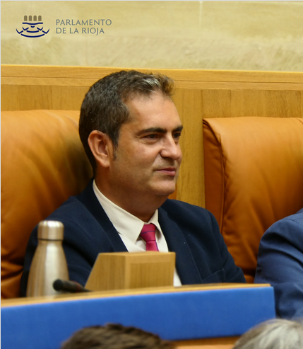 	Este miércoles ha fallecido el director general de Tributos del Gobierno de La Rioja, David Mena. Tenía 51 años