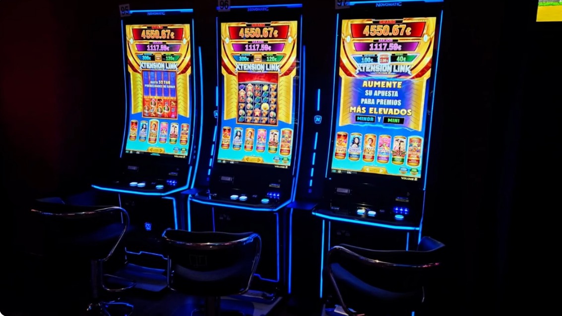 Vídeo exclusivo: Espléndido XTENSION LINK Volume 2 de NOVOMATIC en Bingo Roma