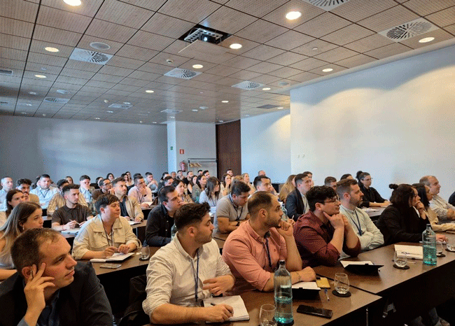 FOTOS: Grupo Vid clausura su Congreso Formativo de Mitad de Año