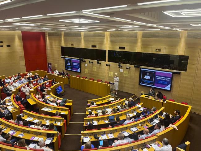 España presenta en París su modelo de detección de riesgos en jugadores