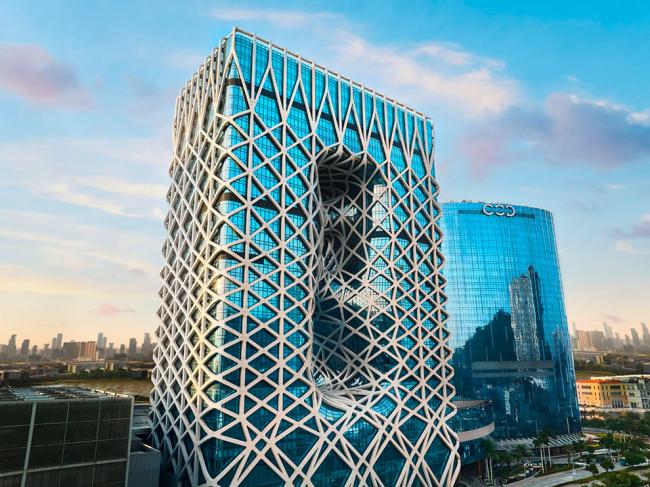 Melco triunfa en los Tatler Best 2025 con 11 galardones a la excelencia en gastronomía, hotelería y entretenimiento en Macao
 