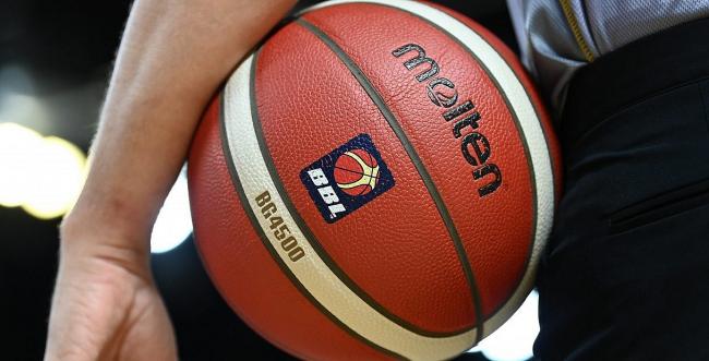 Seis jugadores de baloncesto sancionados en el Reino Unido por amaño de partidos