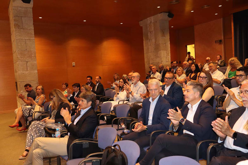 El Observatori de Prevenció Activa impulsará estudios en escuelas y alianzas académicas para abordar nuevas adicciones sociales
FOTOS y VÍDEO