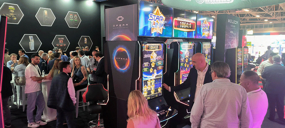 MARCANDO EL RITMO 
 InfinityGaming en Interazar 2025: tecnología, afluencia masiva y liderazgo compartido con Zuum, Apollo Games e Interblock