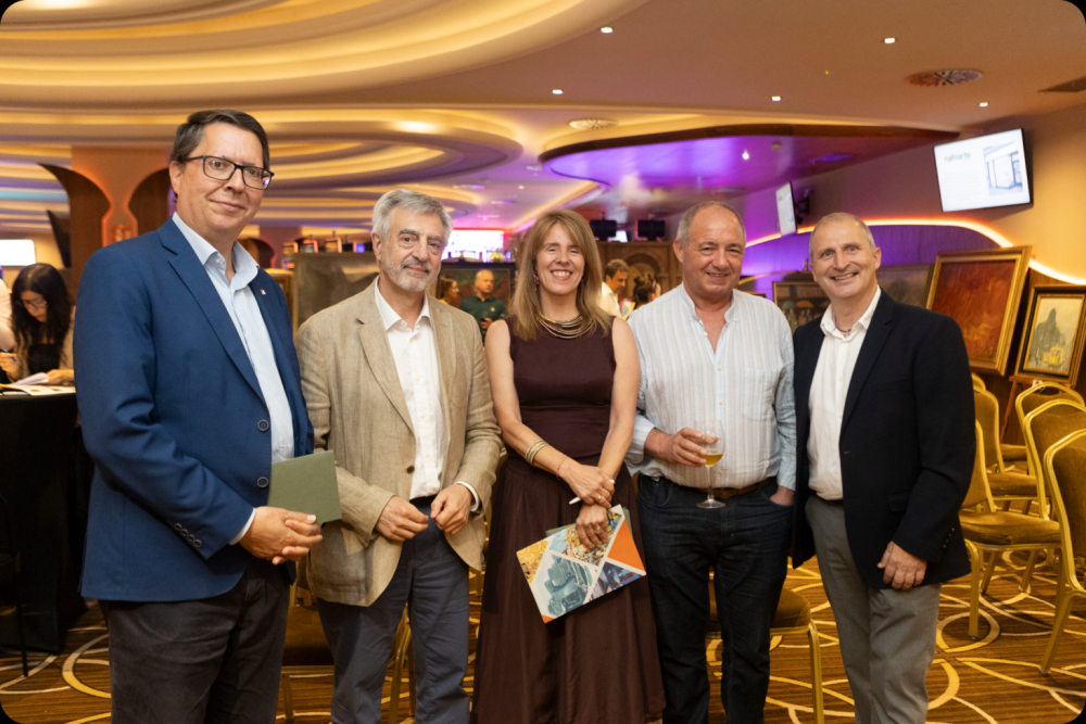 LUCKIA: Casino Bilbao organiza una subasta benéfica de arte a favor de las Siervas de Jesús