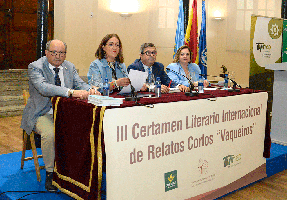 Oviedo acoge la entrega de los premios “Vaqueiros”, promovidos por la Fundación Automáticos Tineo, en defensa de la cultura rural
FOTOS