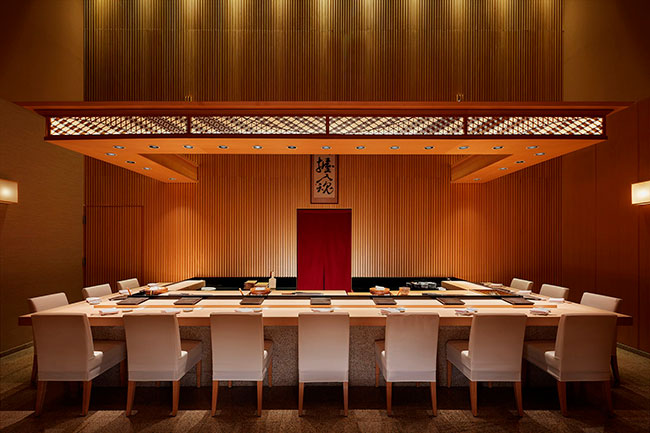Melco triunfa en los Tatler Best 2025 con 11 galardones a la excelencia en gastronomía, hotelería y entretenimiento en Macao
 