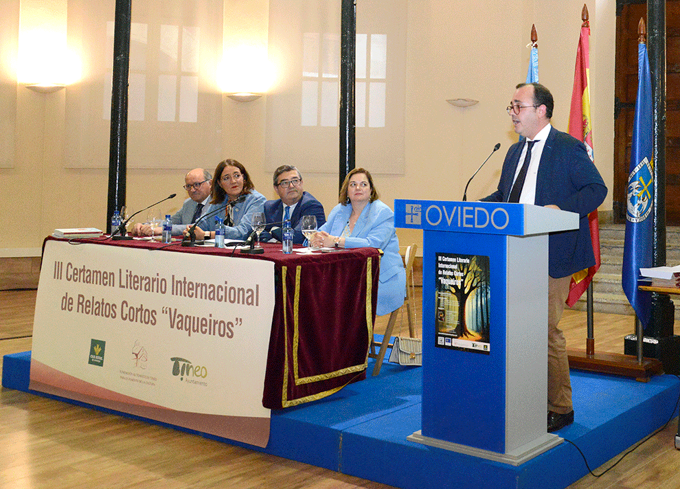 Oviedo acoge la entrega de los premios “Vaqueiros”, promovidos por la Fundación Automáticos Tineo, en defensa de la cultura rural
FOTOS