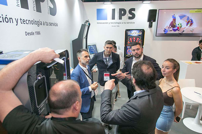 IPS lleva la gestión de salones al bolsillo
FOTOS en INTERAZAR