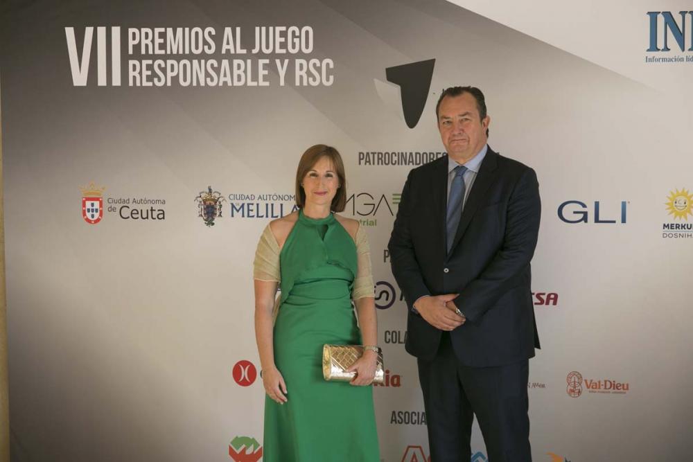 Asensi y Vall entregan el galardón a la Fundación Flutter en el Teatro Real y Esther Martín-Ortega recoge el premio como Institución del Año