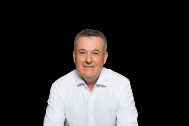 El trabajo de Fidel Molina lleva a dos hoteles valencianos MYR a la élite nacional