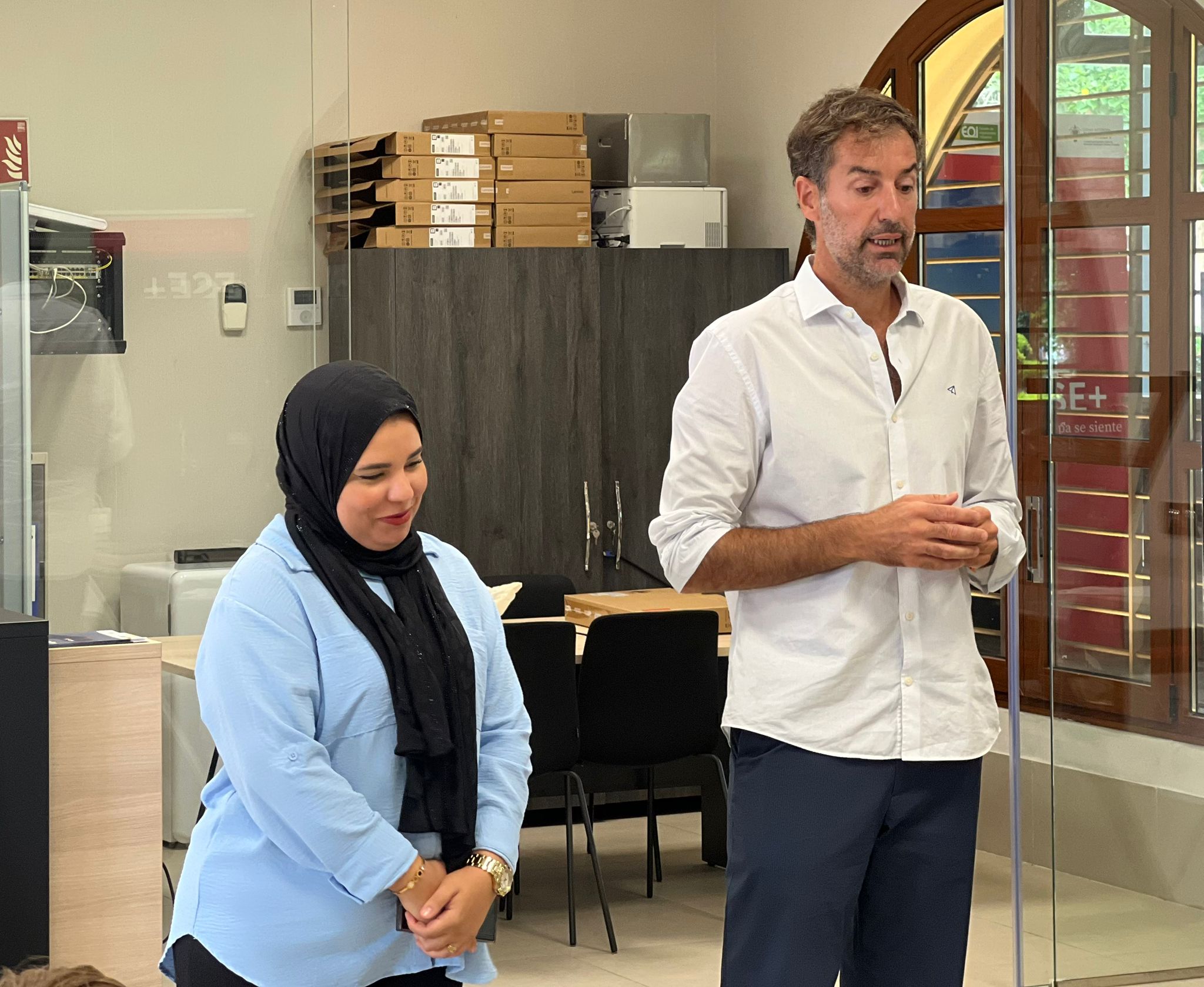 Jesús Martínez entrega en Melilla los diplomas DigComp del campamento CODI a los niños y niñas que aprenden a usar la tecnología con seguridad