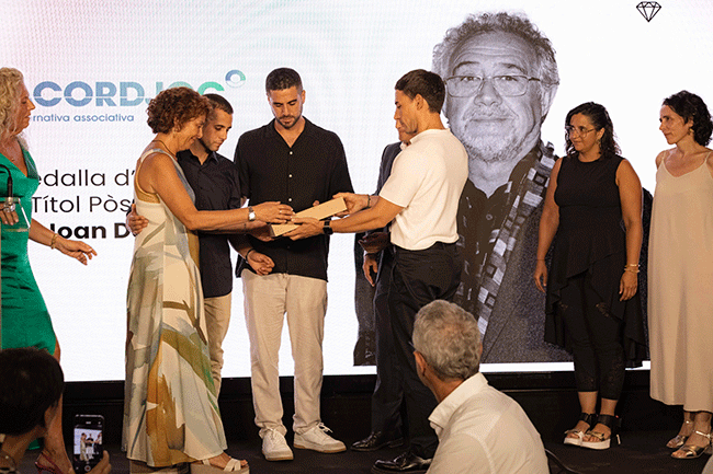 Emotivo homenaje de ACORDJOC a Joan Devesa en el marco de su Cena de Verano y 20º aniversario de la asociación