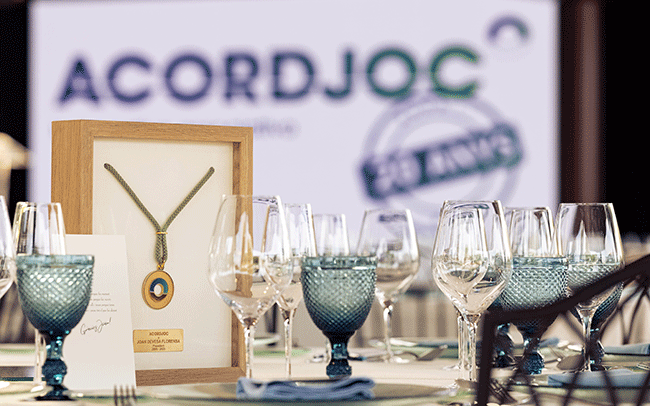 Emotivo homenaje de ACORDJOC a Joan Devesa en el marco de su Cena de Verano y 20º aniversario de la asociación