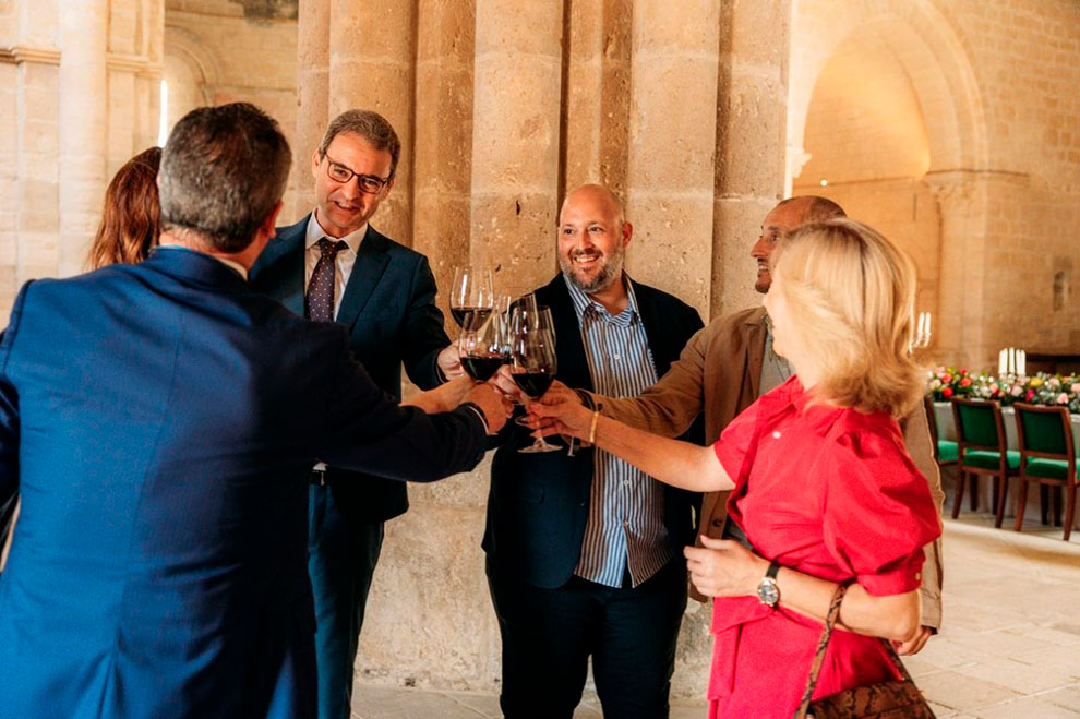 IGT celebra en la maravillosa Abadía Retuerta el éxito del proyecto Salones España con 2.500 máquinas instaladas
FOTOS