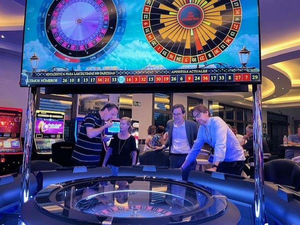 Novomatic recibe a la Asociación Benéfica Austríaca de Madrid en Alcalá de Henares