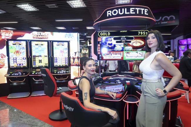 INFINITY GAMING marca el ritmo de novedades en el Expo Congreso de Torremolinos